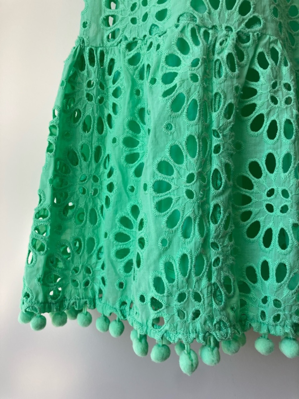 LILLY PULITZER BEKAH Resort Wear Patina Green Eyelet Dress with Pom Poms Size XS - Picture 5 of 9